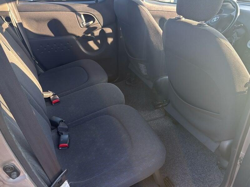 Toyota Yaris Verso 1.4 Tdi D-4D cat Sol '03