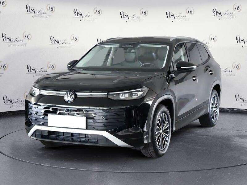 Volkswagen Tayron Volkswagen Tayron 1.5 eTSI LIFE 150cv DSG 7 posti FULL LED CAMERA NAVI GANCIO