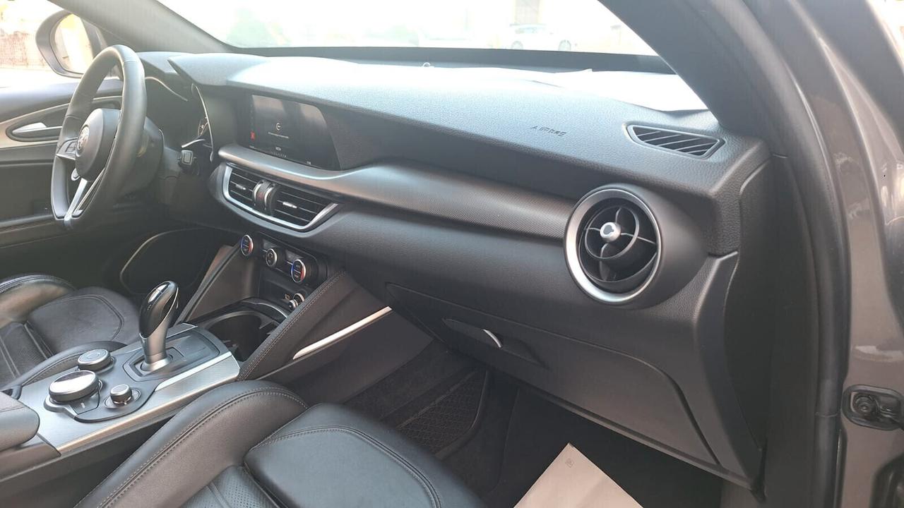 Alfa Romeo Stelvio 2.2 TDI 210 CV AT8 Q4 VELOCE