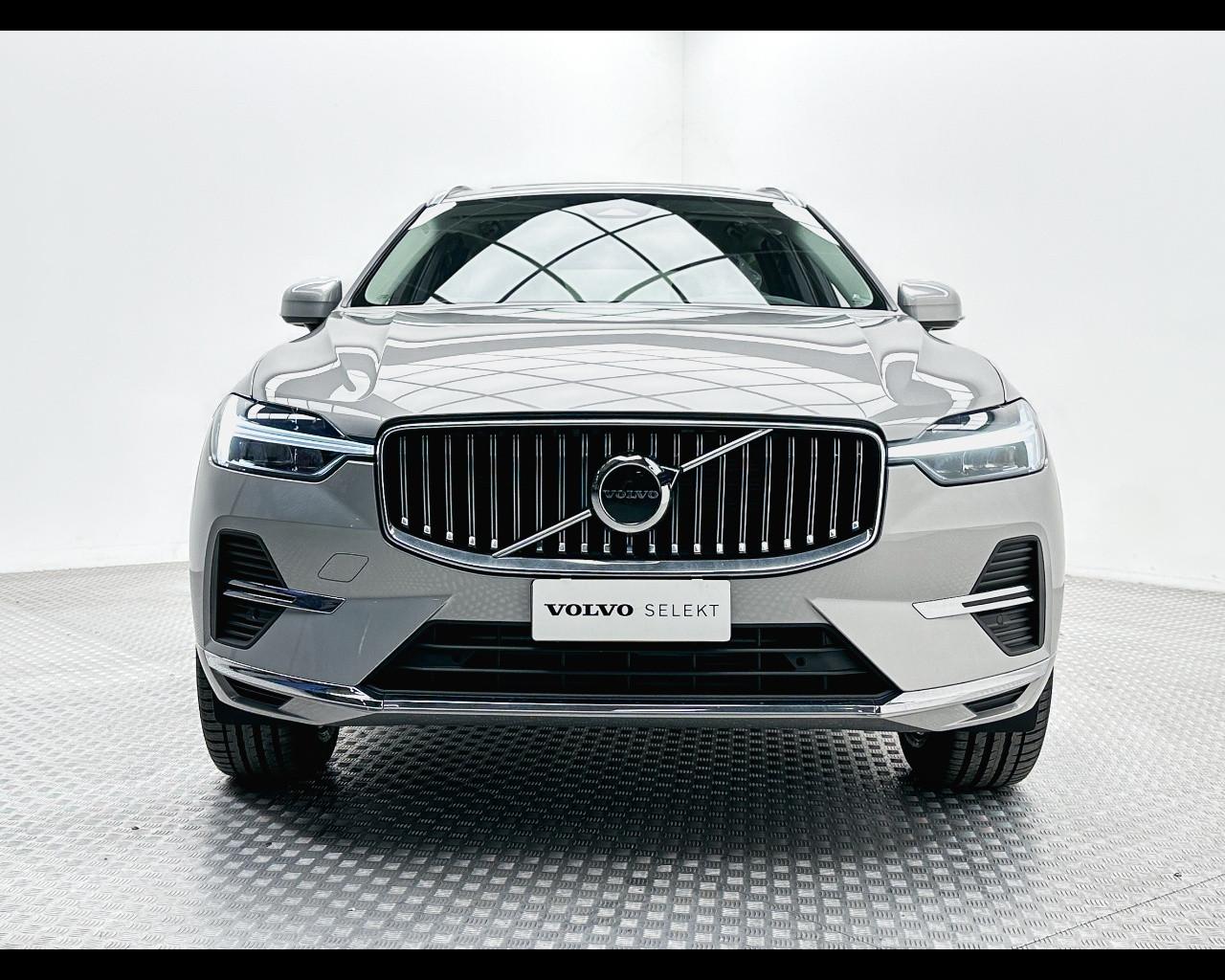 VOLVO XC60 (2017-->) - XC60 T6 Plug-in hybrid AWD automatico Core