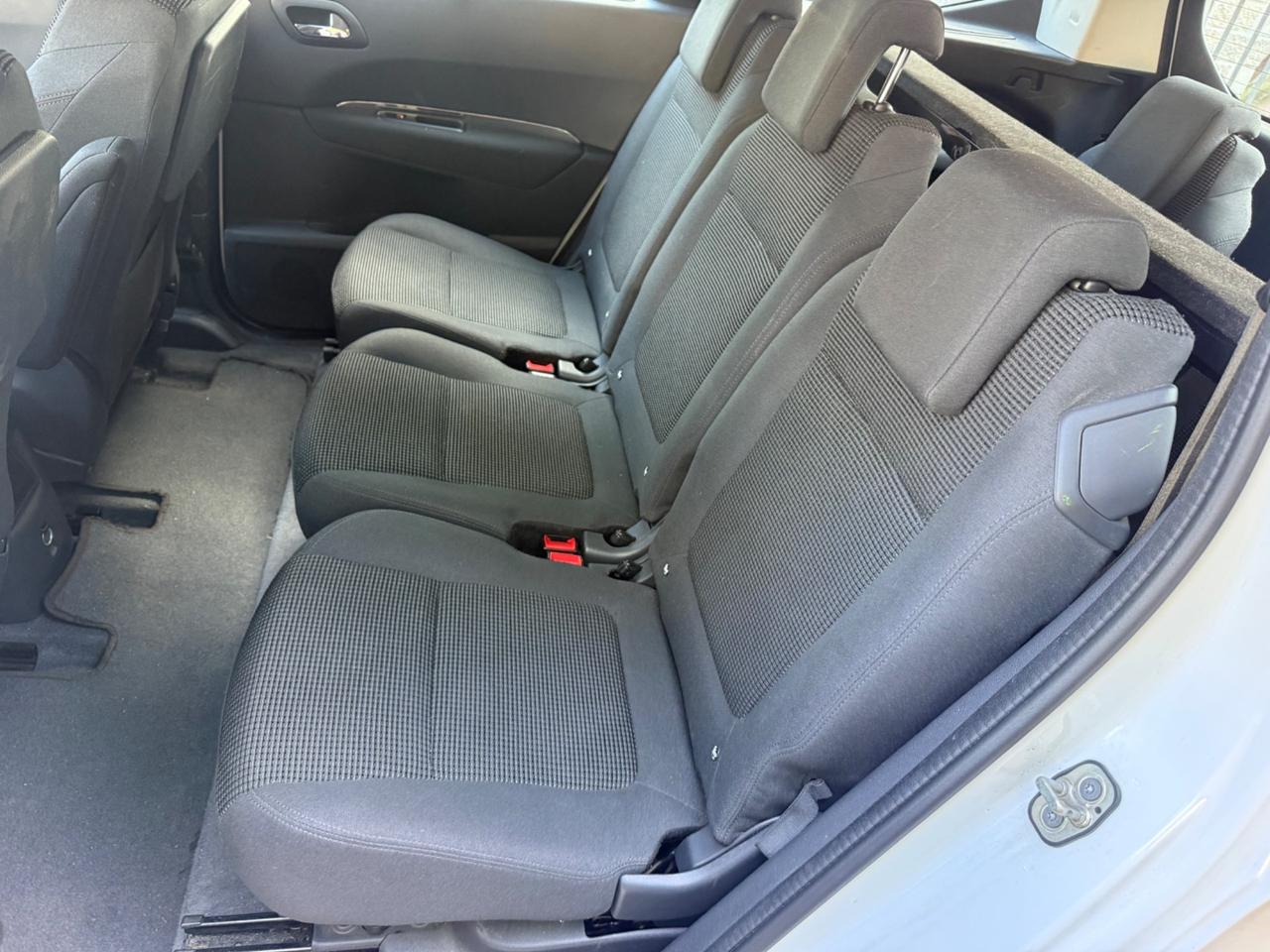 Peugeot 5008 PureTech Turbo 130 S&S Access