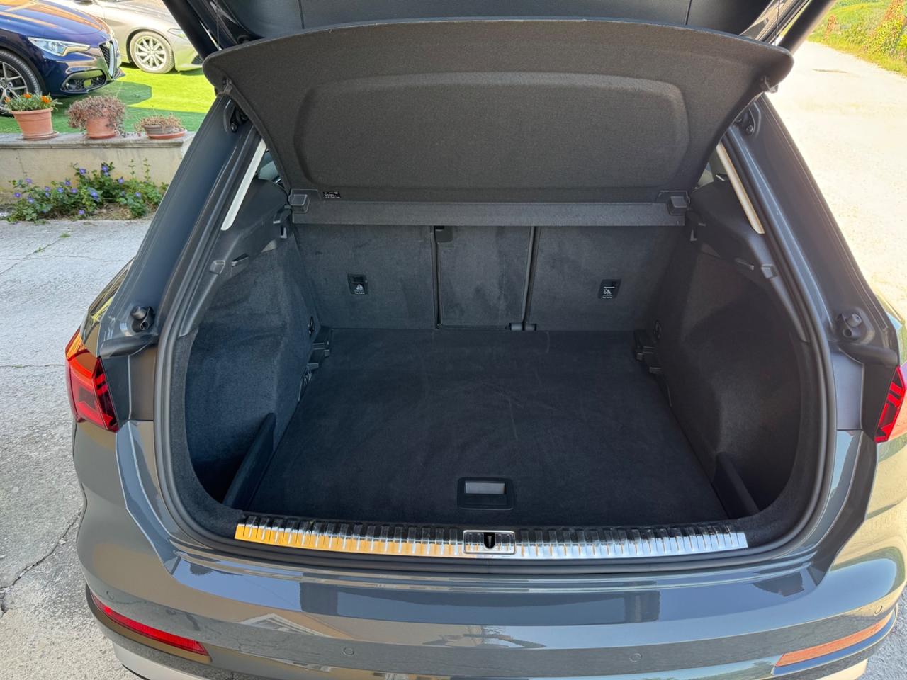 Audi Q3 35 TDI S tronic Advanced (Retrocamera)