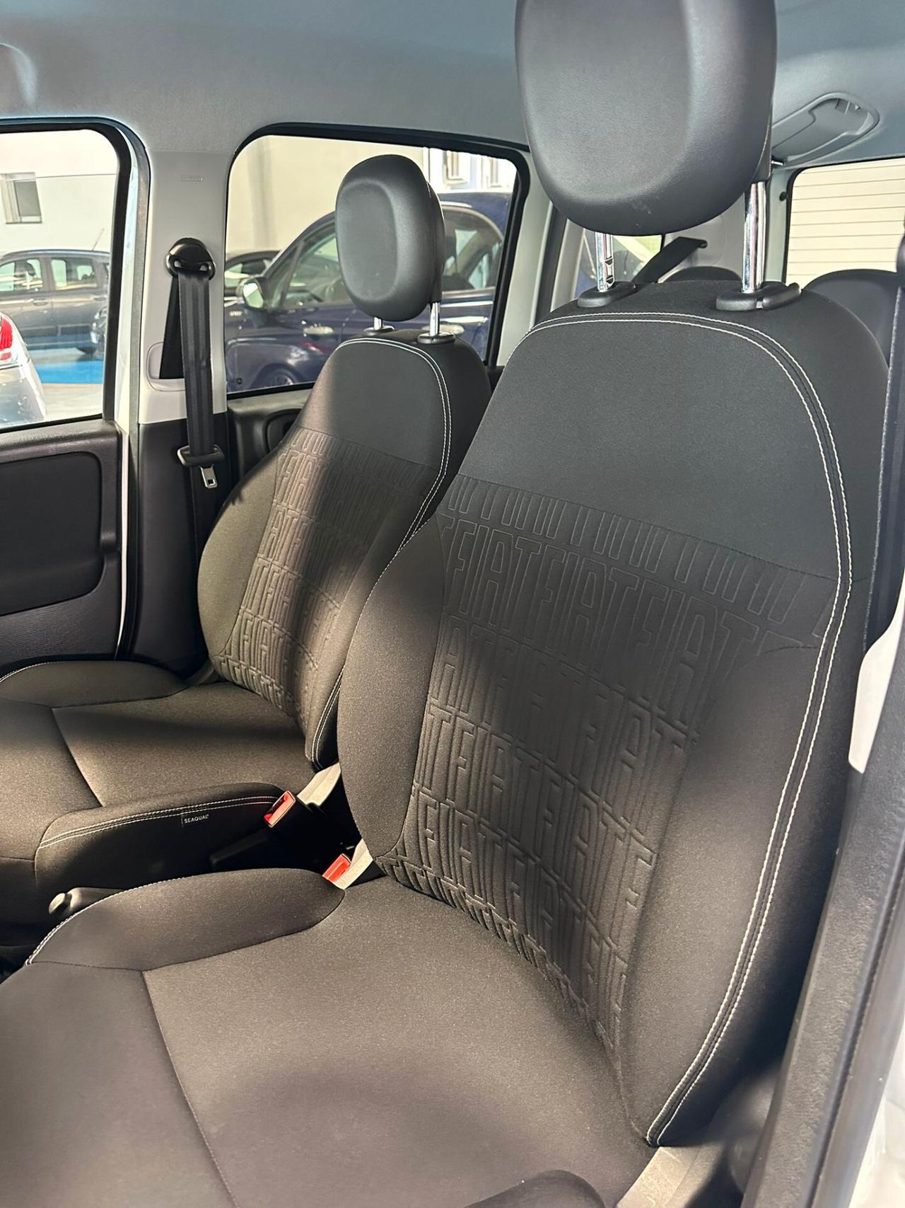Fiat Panda CROSS 1.0 hybrid 2024 km aziendale