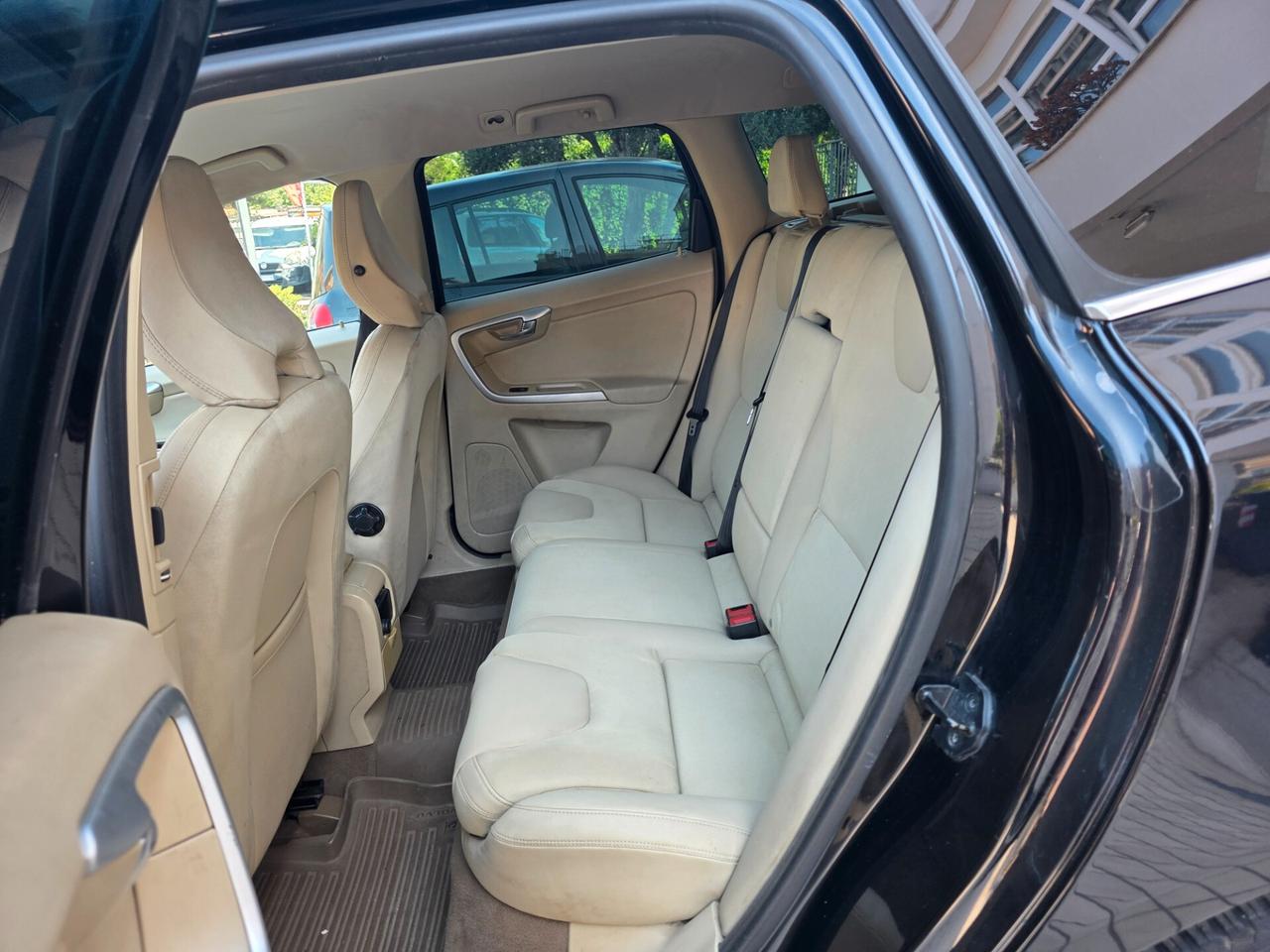 Volvo XC 60 XC60 DRIVe Momentum