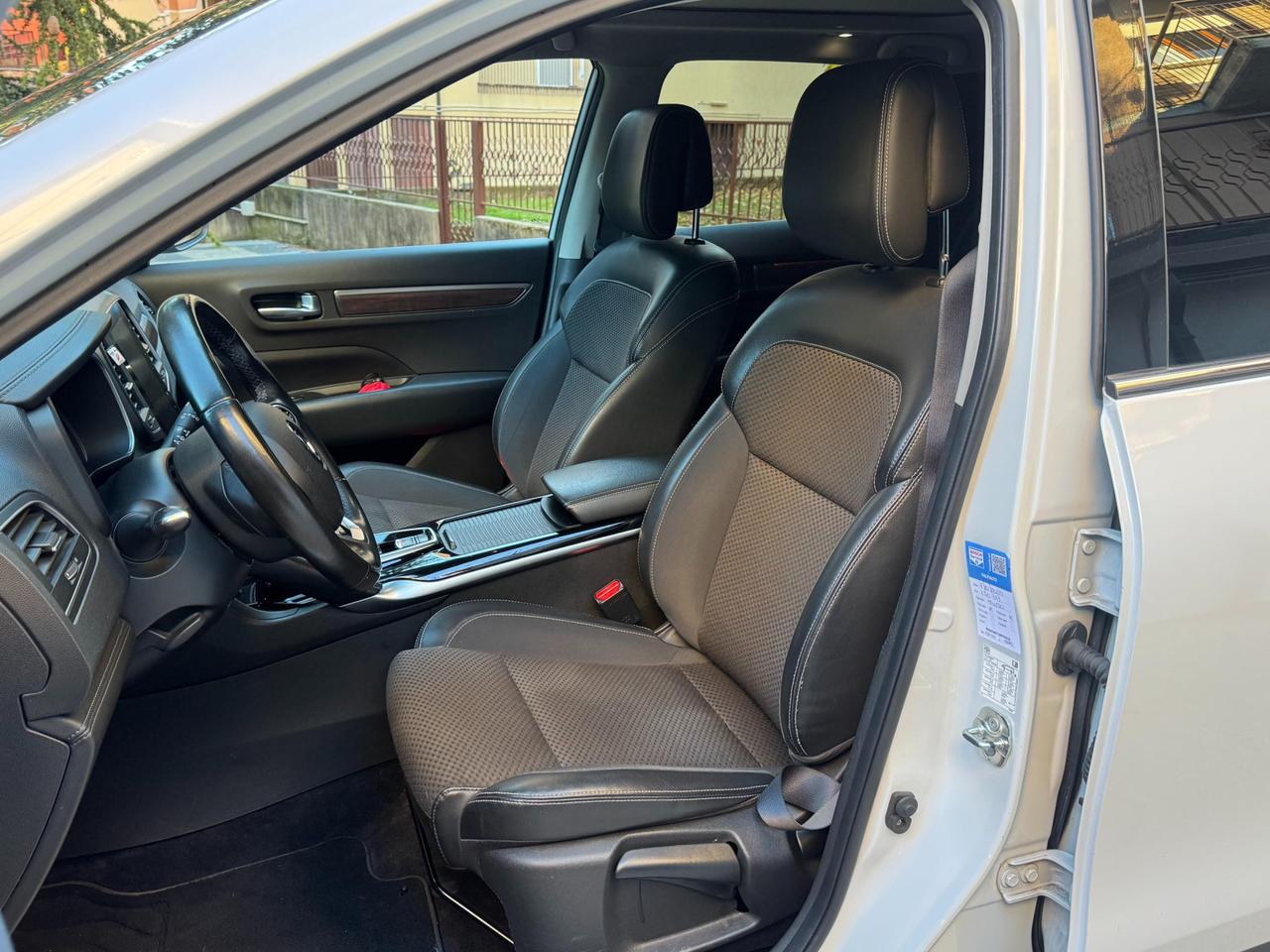 Renault Koleos 2.0 dci Initiale Paris 175cv 4x4 x-tronic