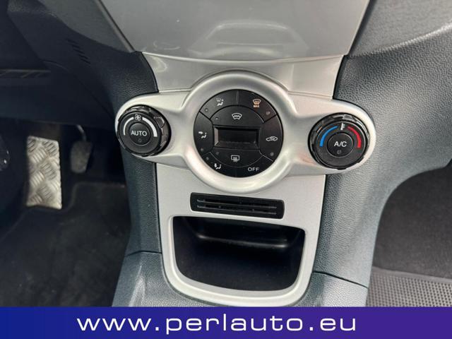 FORD Fiesta 1.6 TDCi 90CV 3 porte DPF Titanium