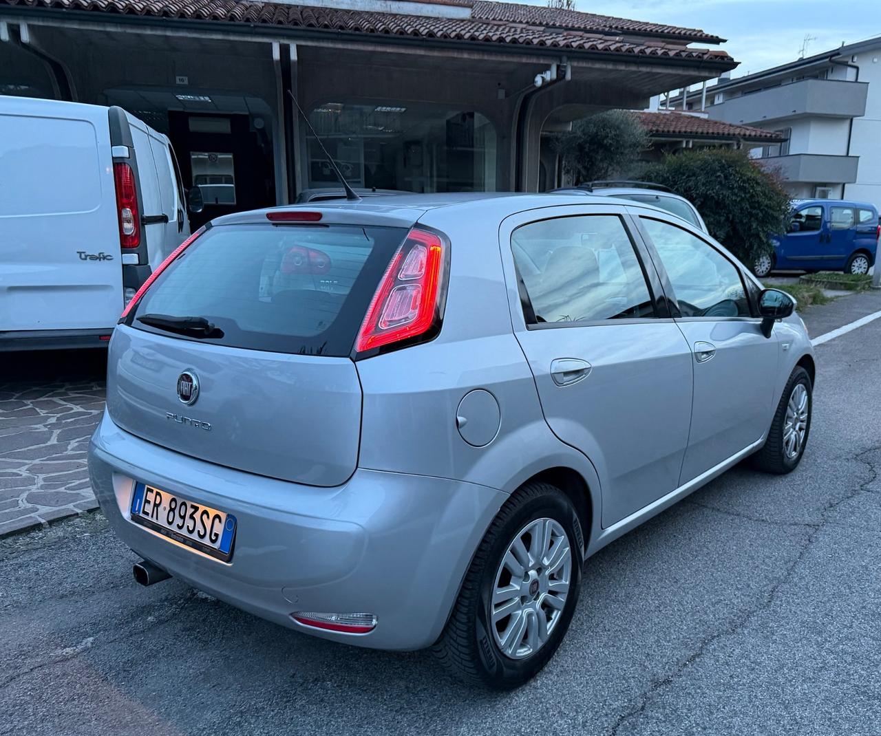 Fiat Punto 1.3 MJT II 75 CV 5 porte Lounge