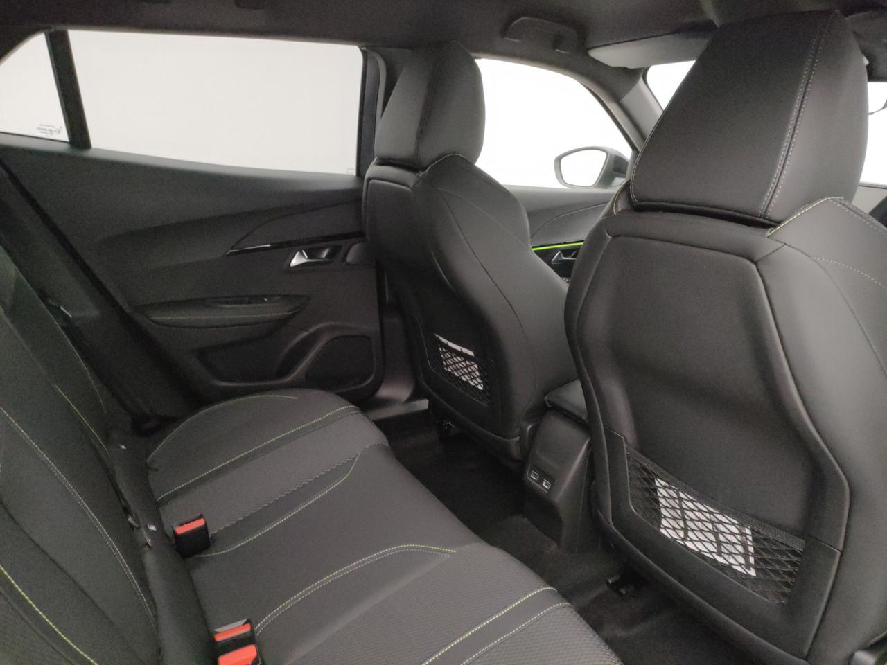PEUGEOT NUOVO 2008 GT Puretech 130 EAT8 S&S