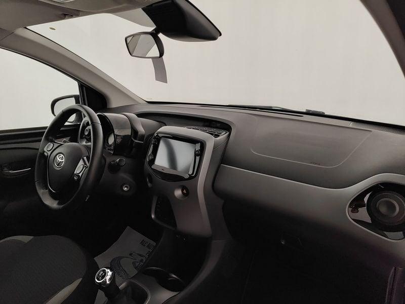 Toyota Aygo Connect 1.0 VVT-i 72 CV 5 porte x-fun