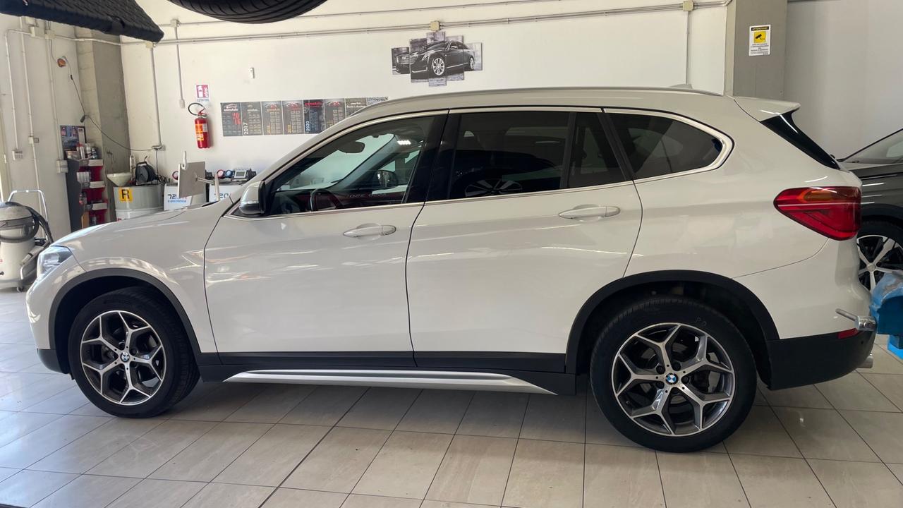 Bmw X1 sDrive18d xLine