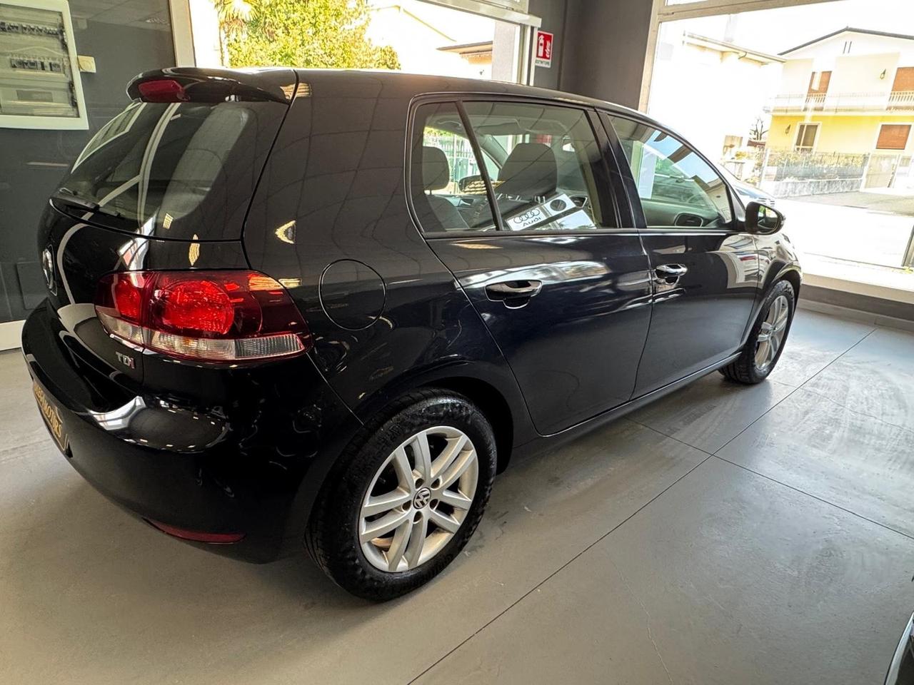 Volkswagen Golf Business 1.6 TDI 5p. Highline