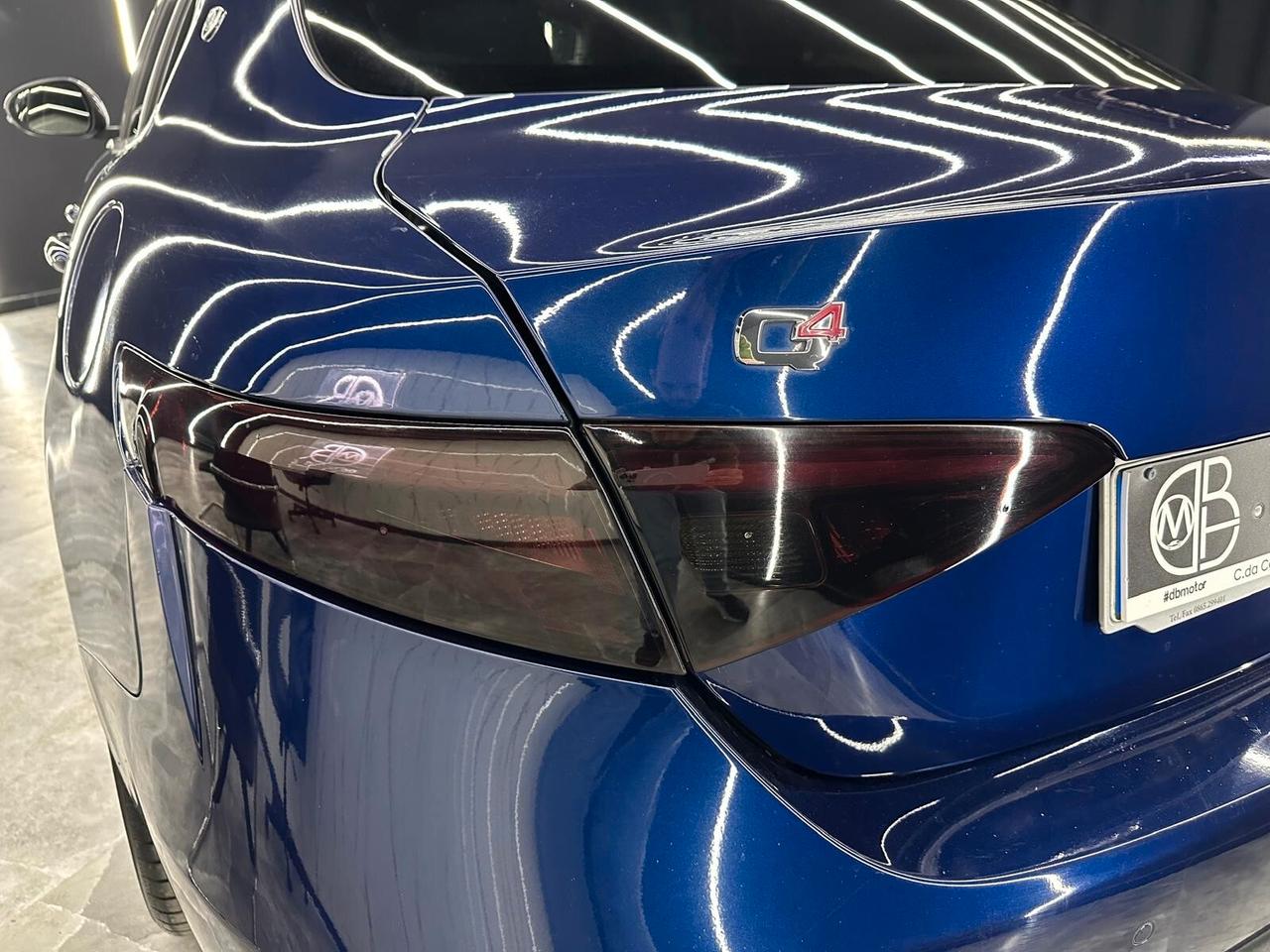 Alfa Romeo Giulia 2.2 Turbodiesel 210 CV AT8 AWD Q4 Veloce