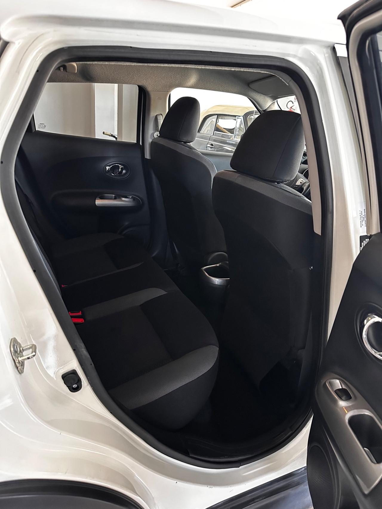 Nissan Juke 1.6 GPL Acenta