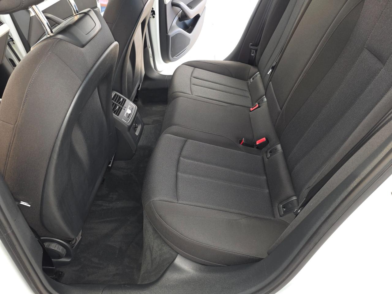 Audi A4 Avant 35 TDI/163 CV S tronic Business Advanced