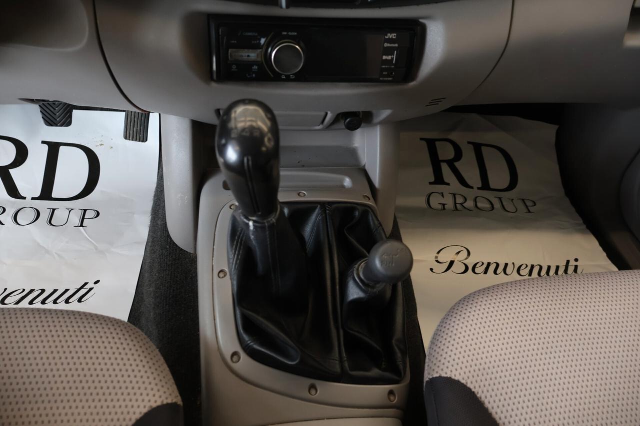 Mitsubishi L200 2.5 DI-D inform einzelkabine 4WD