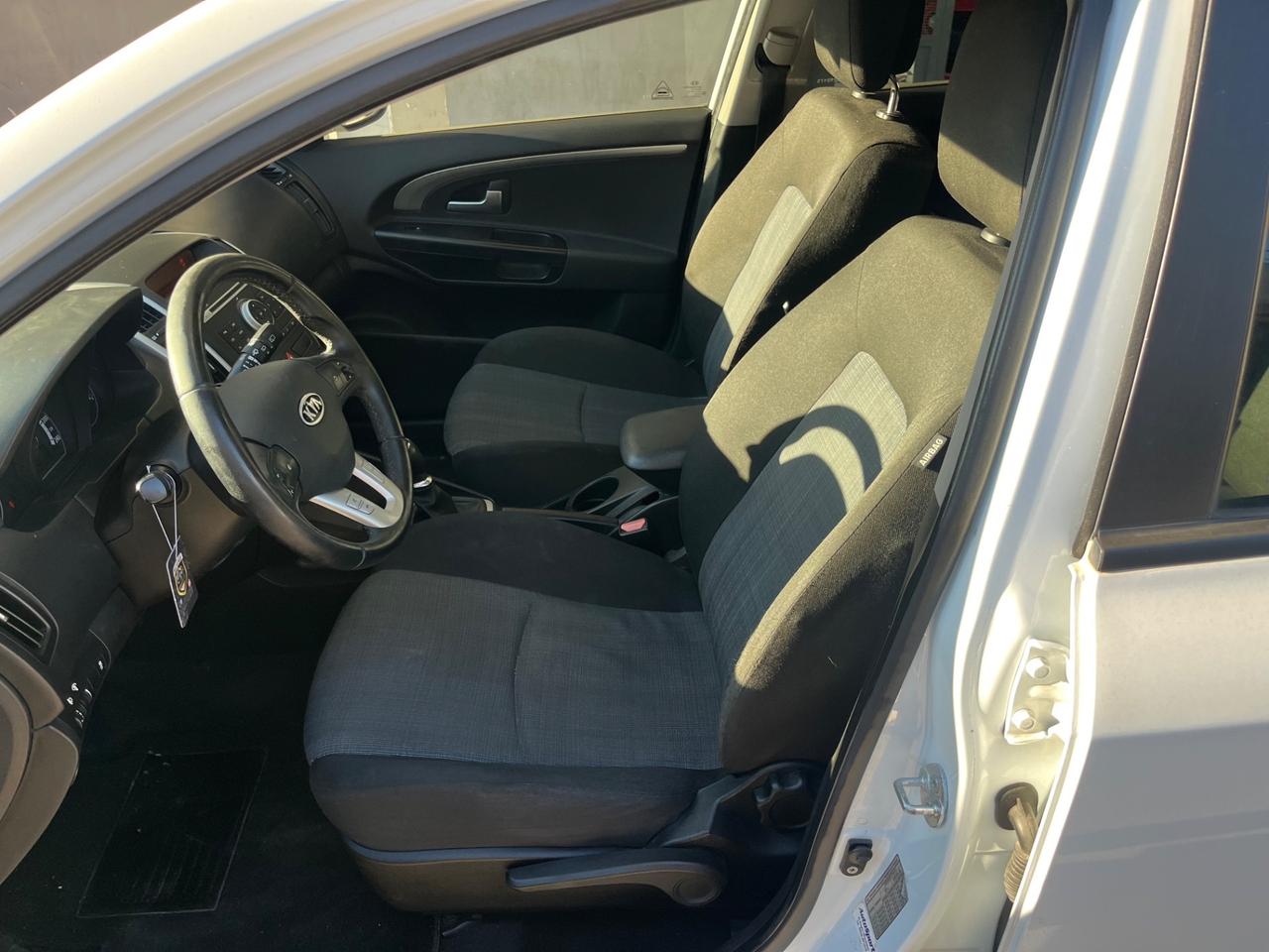 Kia Ceed cee'd Sp. Wag. 1.6 gpl optional