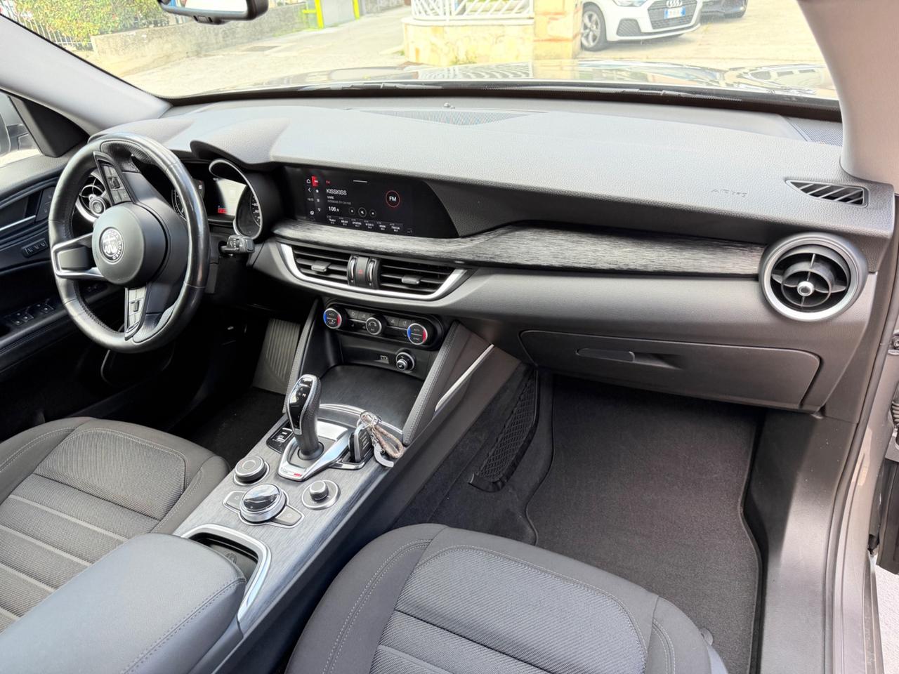 Alfa Romeo Stelvio 2.2 Turbodiesel 190 CV AT8 Q4 Business