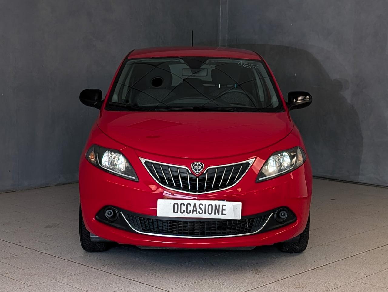 Lancia Ypsilon 1.0 Hybrid 70cv Silver