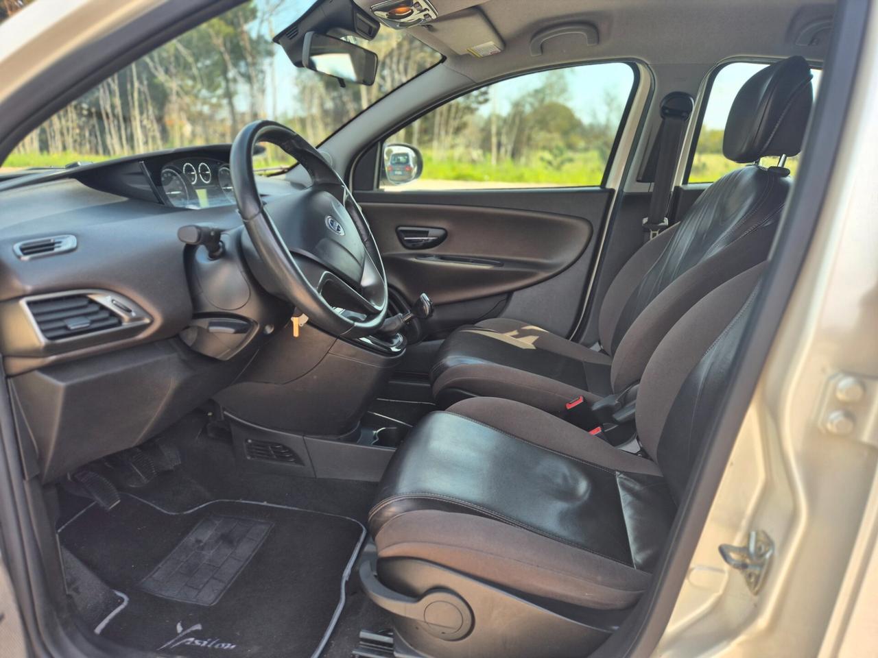 Lancia Ypsilon 1.3 MJT 16V 95 CV 5 porte S&S Platinum