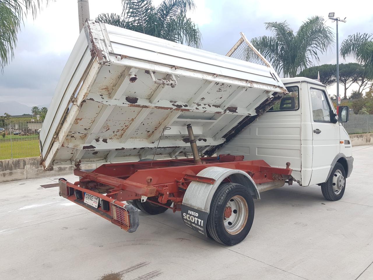 IVECO DAILY 35.10 ANNO 1994 *RIBALTABILE TRILATERALE