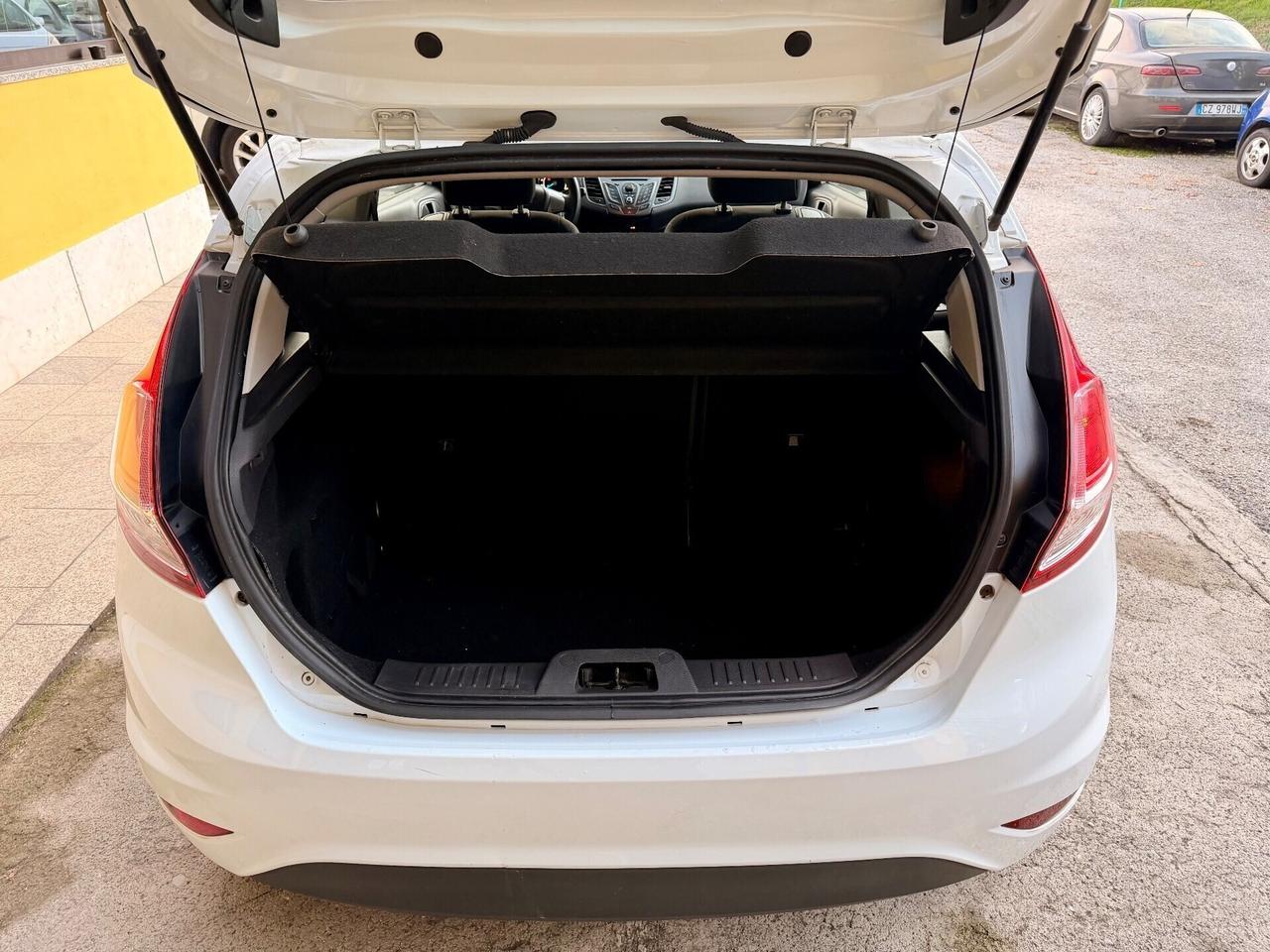 Ford Fiesta 1.2 44kw Titanium OK NEOPATENTATI UNIP