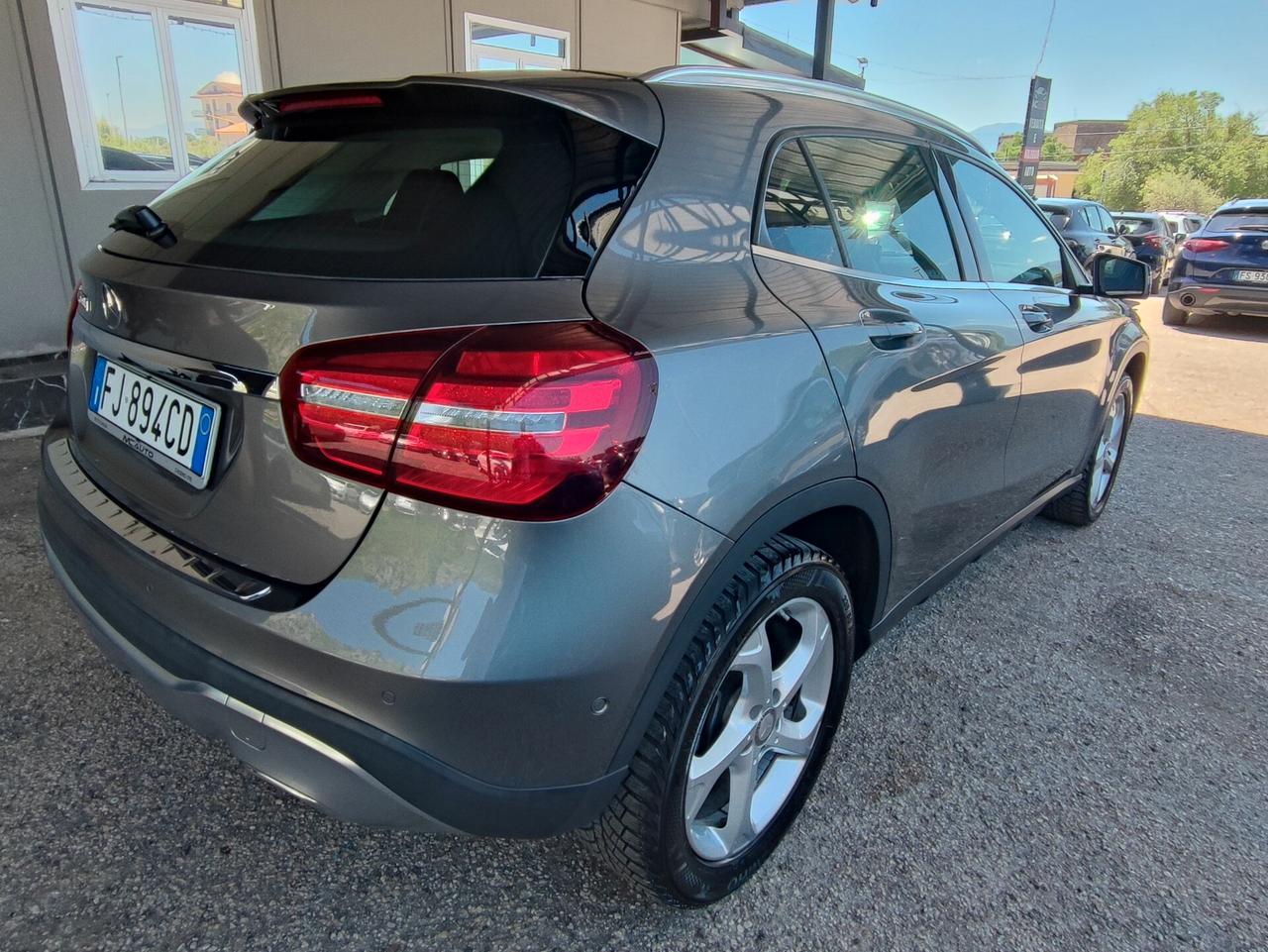 Mercedes-benz GLA 200 d Automatic Premium