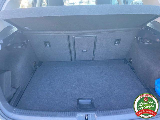 VOLKSWAGEN Golf 1.4 TGI DSG 5p. Highline BlueMotion