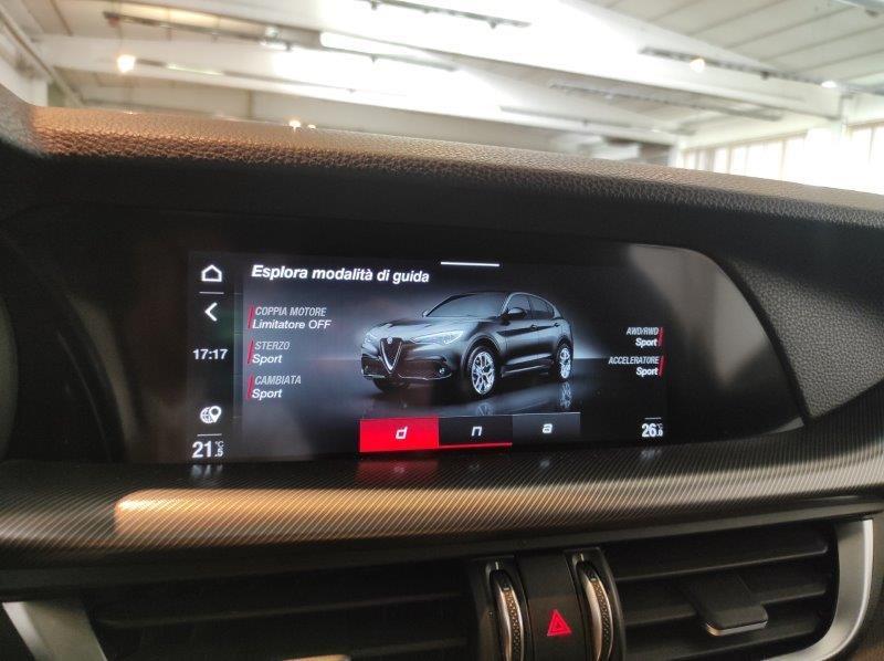 ALFA ROMEO Stelvio - Stelvio 2.2 Turbodiesel 210 CV AT8 Q4 Veloce