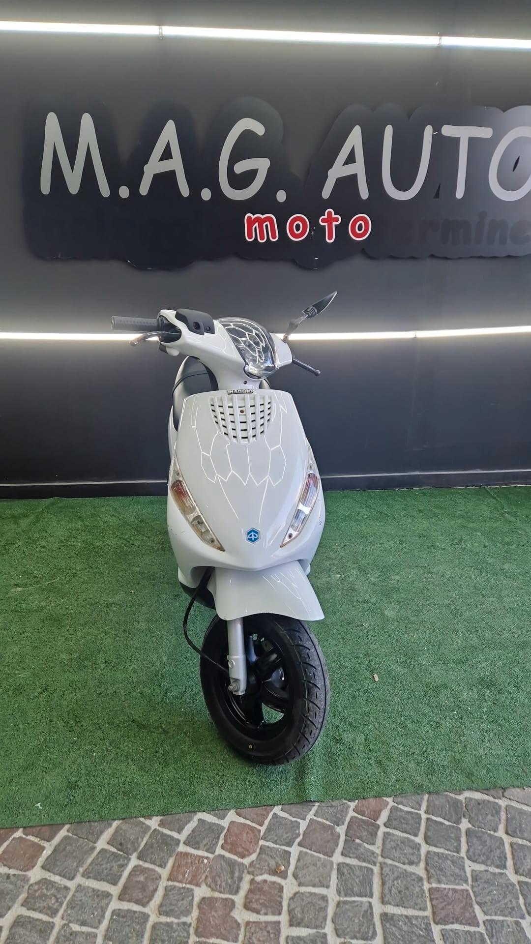 Piaggio Zip 50 BASE