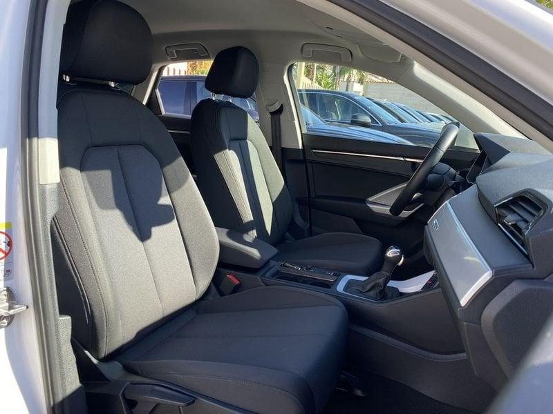 Audi Q3 SPB Business 2.0 TDI 150CV S-Tronic 35