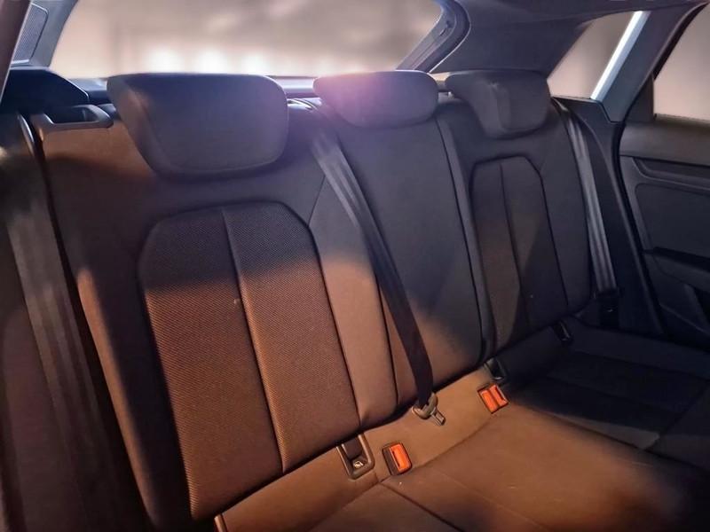 AUDI A3 SPORTBACK 30 TDI Business Advanced