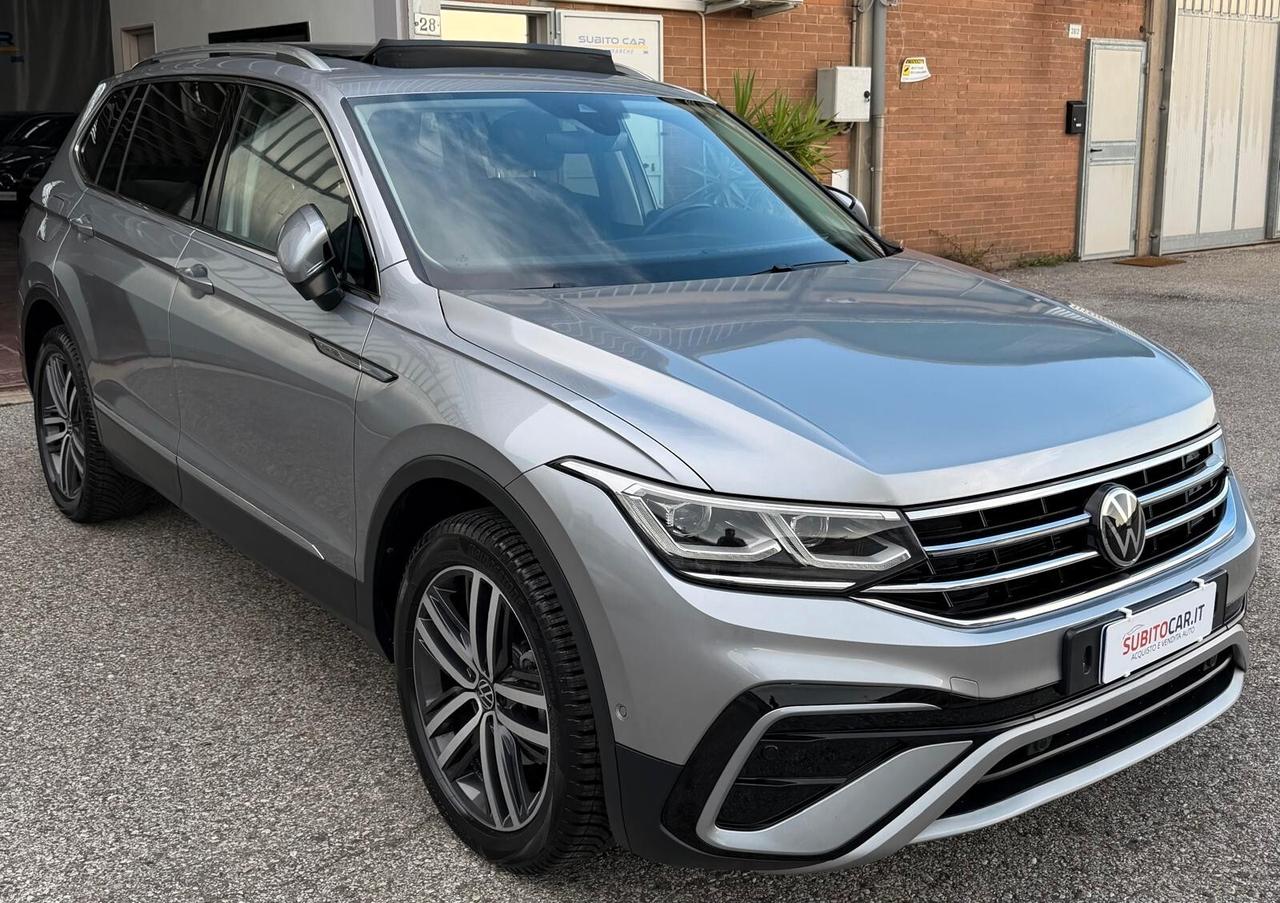 Volkswagen Tiguan Allspace 2.0 TDI SCR DSG Elegance 7 posti TETTO APRIBILE