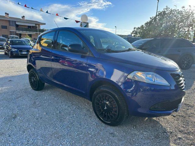 LANCIA Ypsilon 0.9 TwinAir 85 CV 5 porte Metano Ecochic Gold