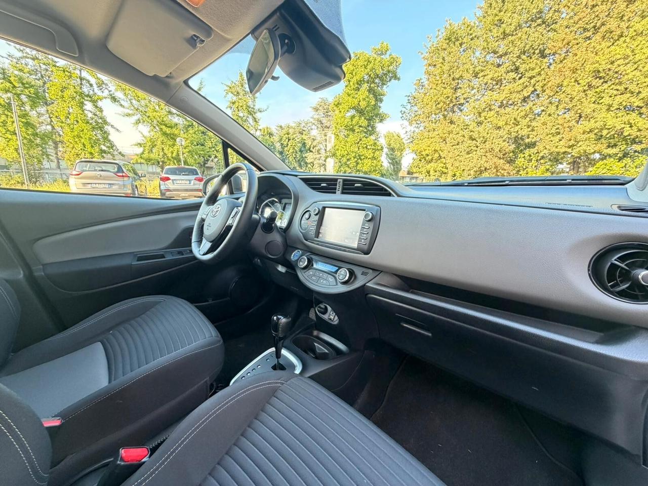 Toyota Yaris 1.5 Hybrid 5 porte Cool
