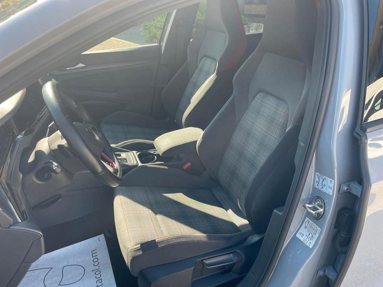 Volkswagen Golf GTI 2.0 TSI 245cv dsg 5 porte