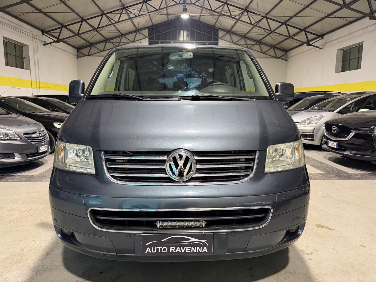Volkswagen Transporter T-EDITION FULL 2.5 TDI 180CV DSG 2010