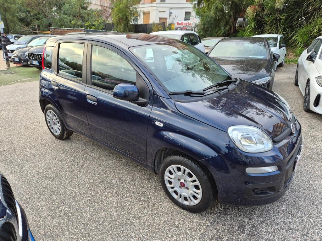 Fiat Panda 1.2 69CV COMANDI AL VOLANTE 5POSTI