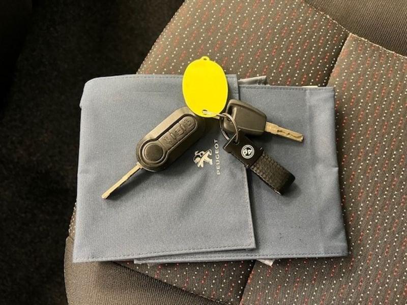 Peugeot Boxer III 335 2019 335 2.2 bluehdi 140cv S&S L2 d.cab. E6d