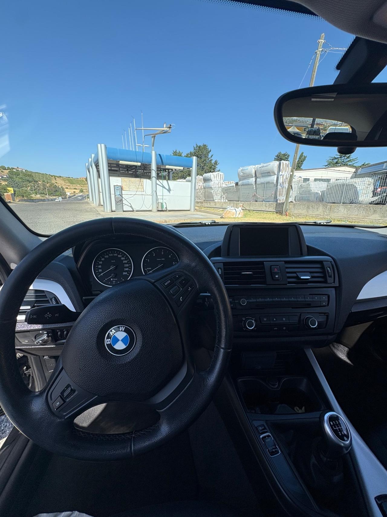 Bmw 116 118d 5p. Urban