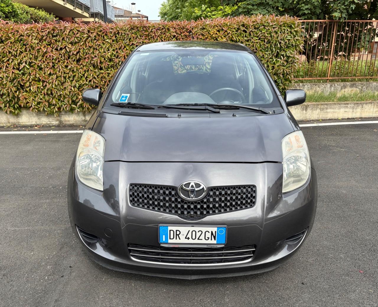 Toyota Yaris 1.0 5 porte
