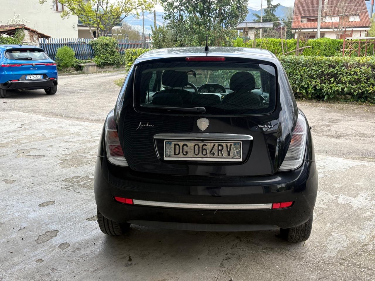 Lancia Ypsilon 1.3 MJT 90 CV Oro Giallo