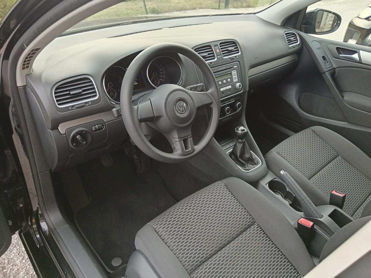 Volkswagen Golf 1.6 TDI 105CV NEOPATENTATI
