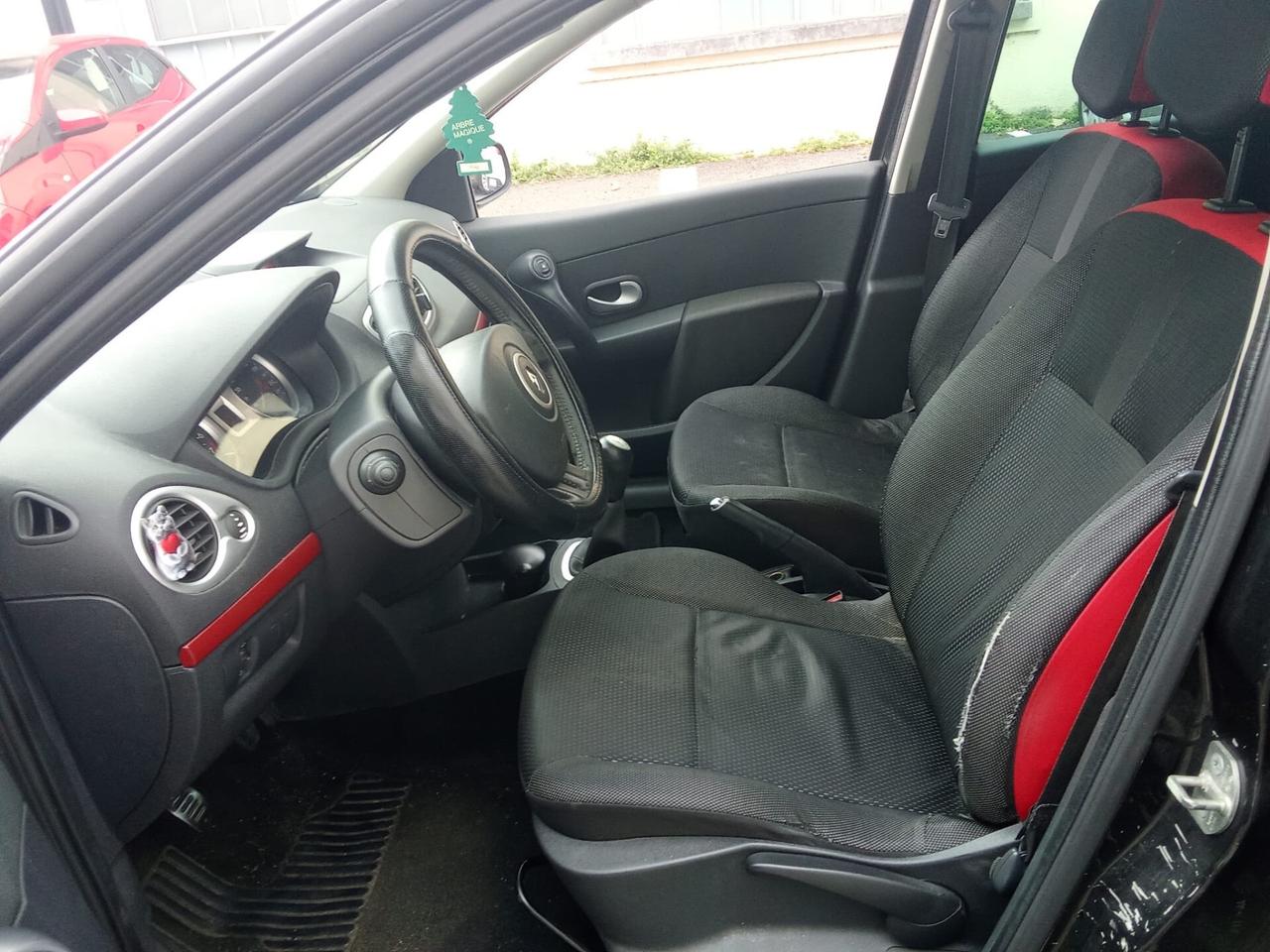 Renault Clio 1.2 16V 5 porte Rip Curl