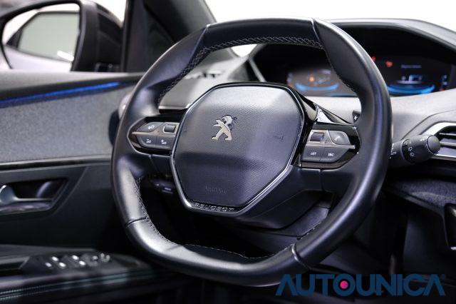 PEUGEOT 3008 HYBRID4 300 E-EAT8 ALLURE PACK