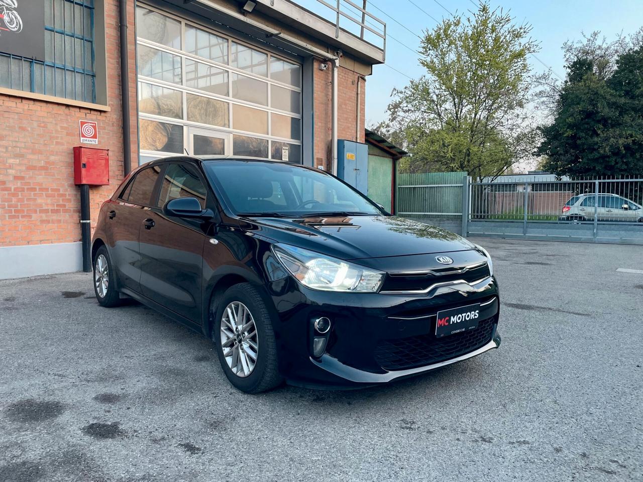 Kia Rio BENZINA/GPL 2021- UNICO PROPRIETARIO- TUTTA TAGLIANDATA KIA UFFICIALE