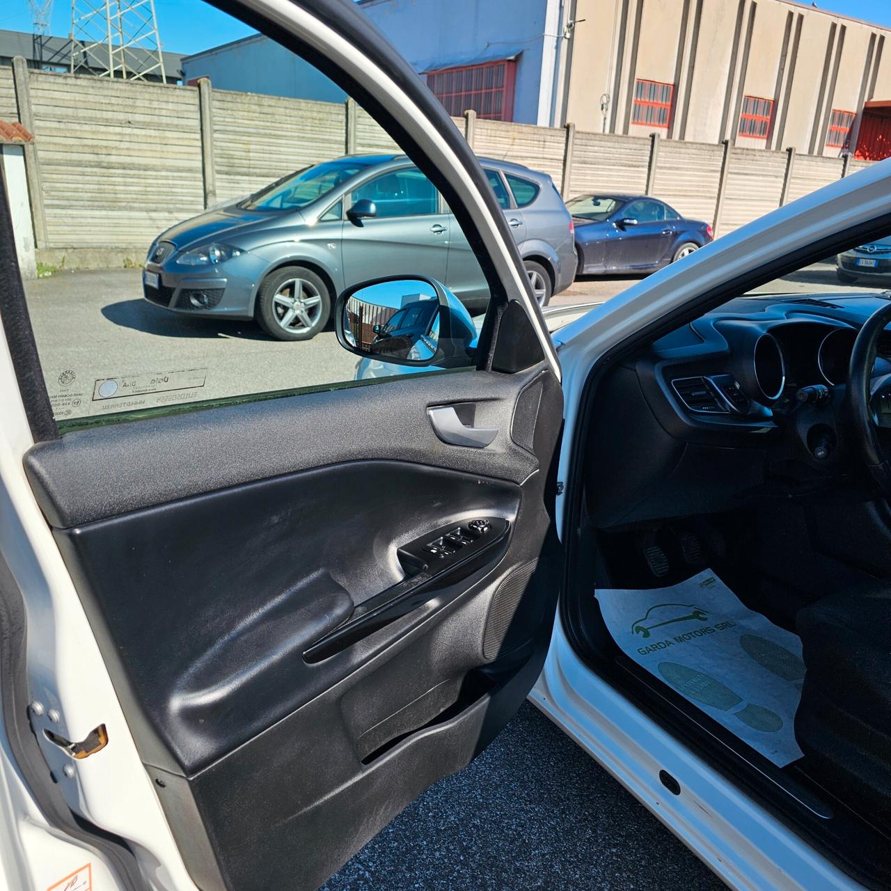 Alfa Romeo Giulietta 1.6 JTDm-2 105 CV Exclusive