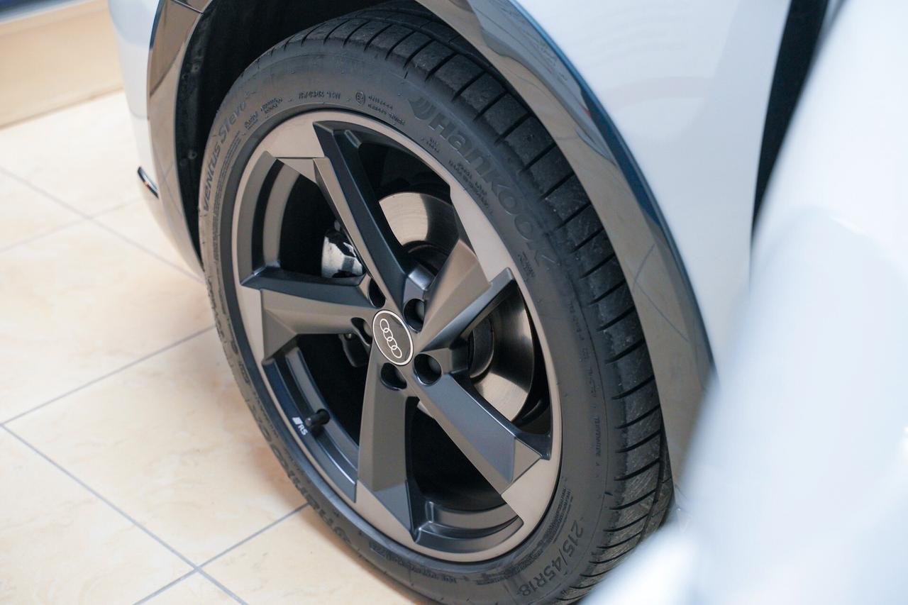 Audi A1 allstreet 30 TFSI S tronic Identity Contrast