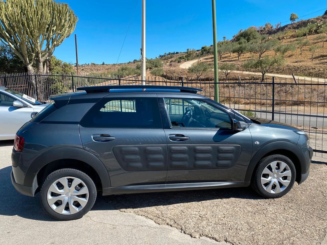 Citroen C4 Cactus BlueHDi 100 S&S Live