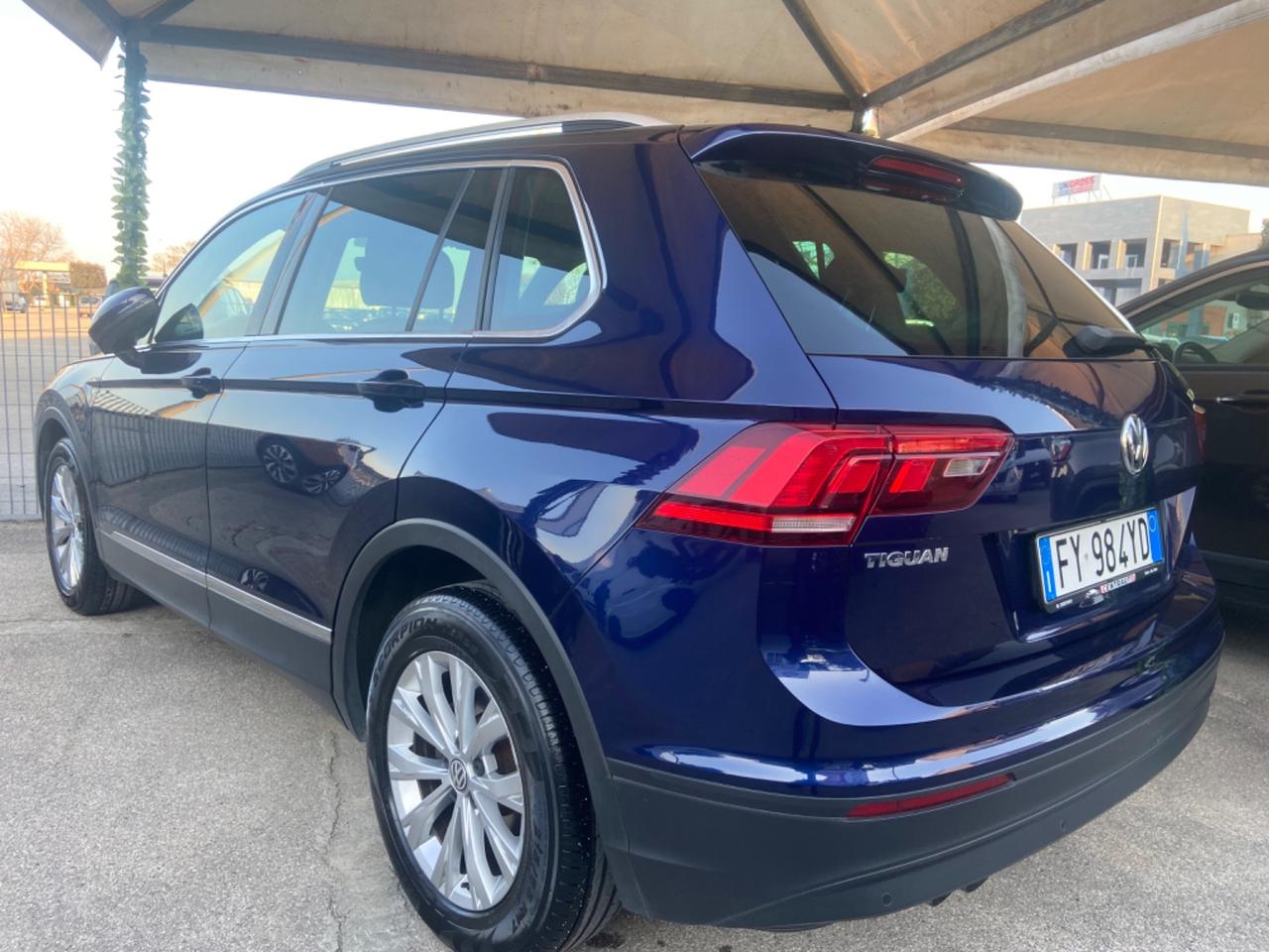 Volkswagen Tiguan 1.6 BlueMotion 10/2019 Technology