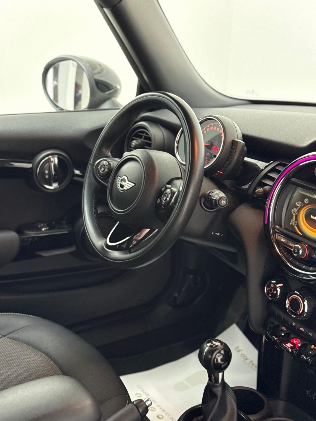 Mini Cooper D 1.5 116cv